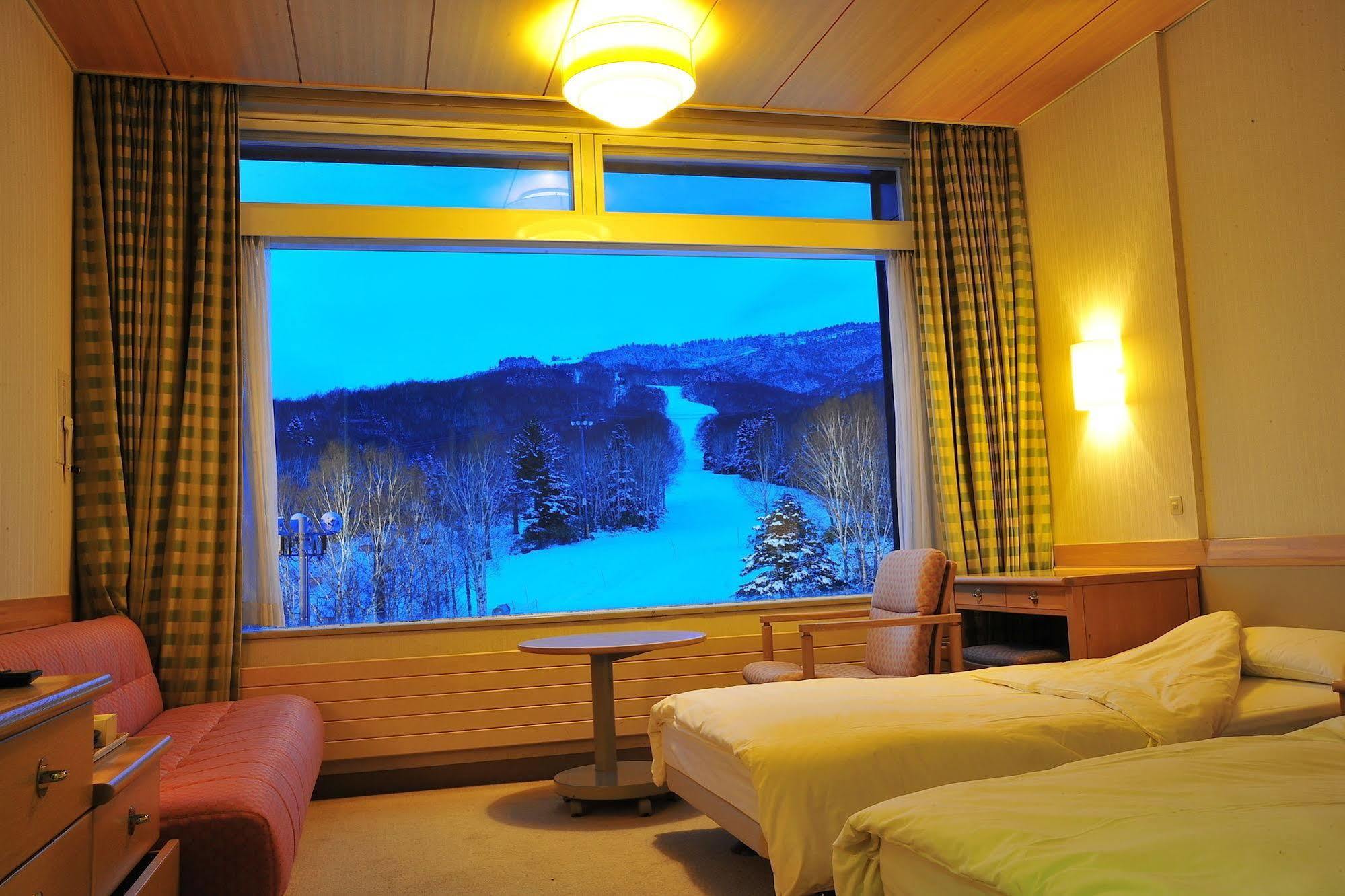Shiga Kogen Prince East Yamanouchi (Nagano) Exterior photo